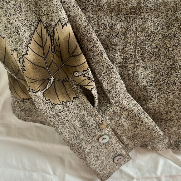 Silk blouse - brown leaf print - Picture 4 of 4